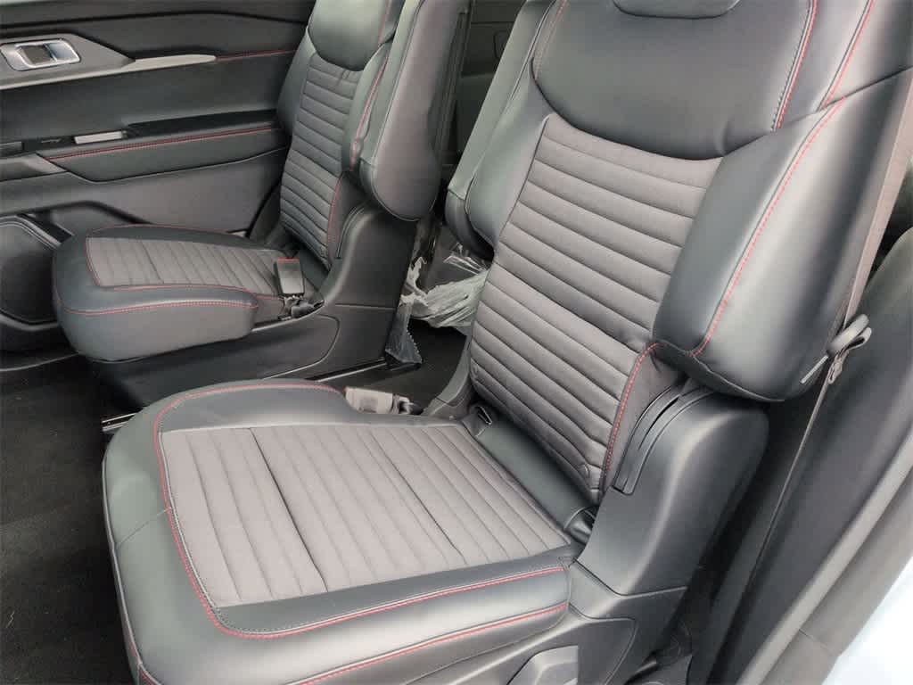 Thumbnail: 2026 Ford Explorer - 20