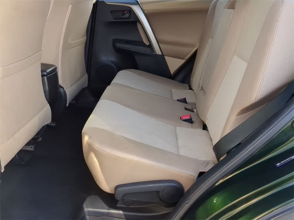 Thumbnail: 2013 Toyota RAV4 - 21