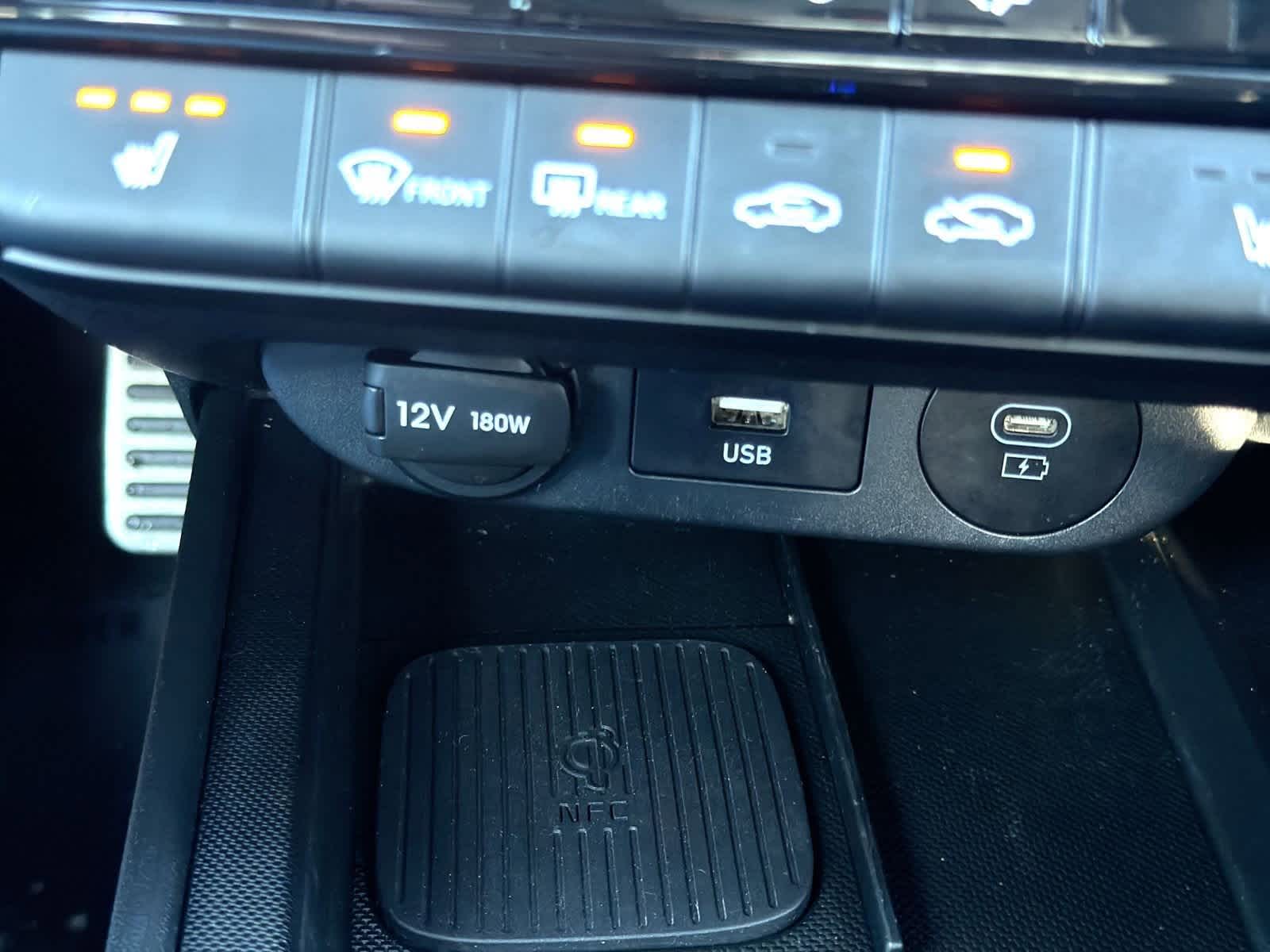 Thumbnail: 2024 Hyundai Elantra - 34