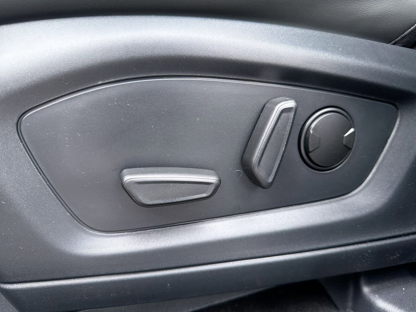 Thumbnail: 2026 Ford Explorer - 18