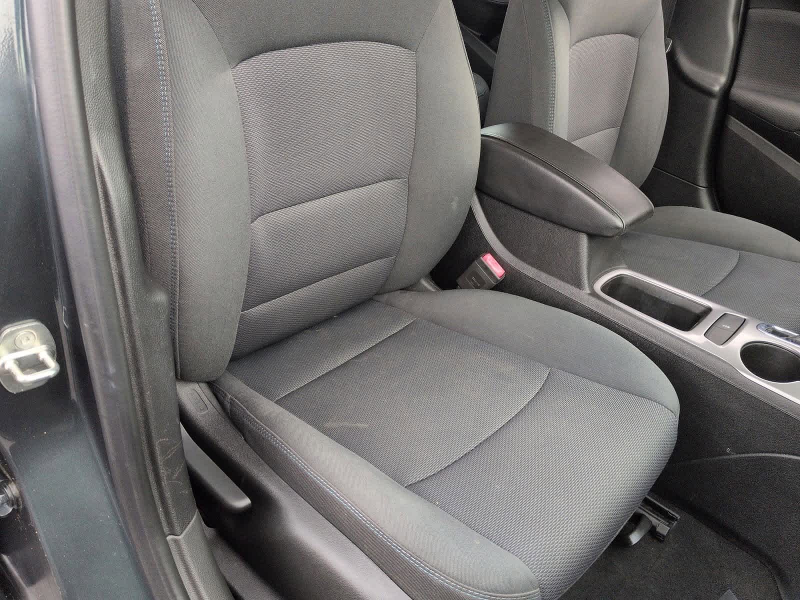 Thumbnail: 2018 Chevrolet Cruze - 22