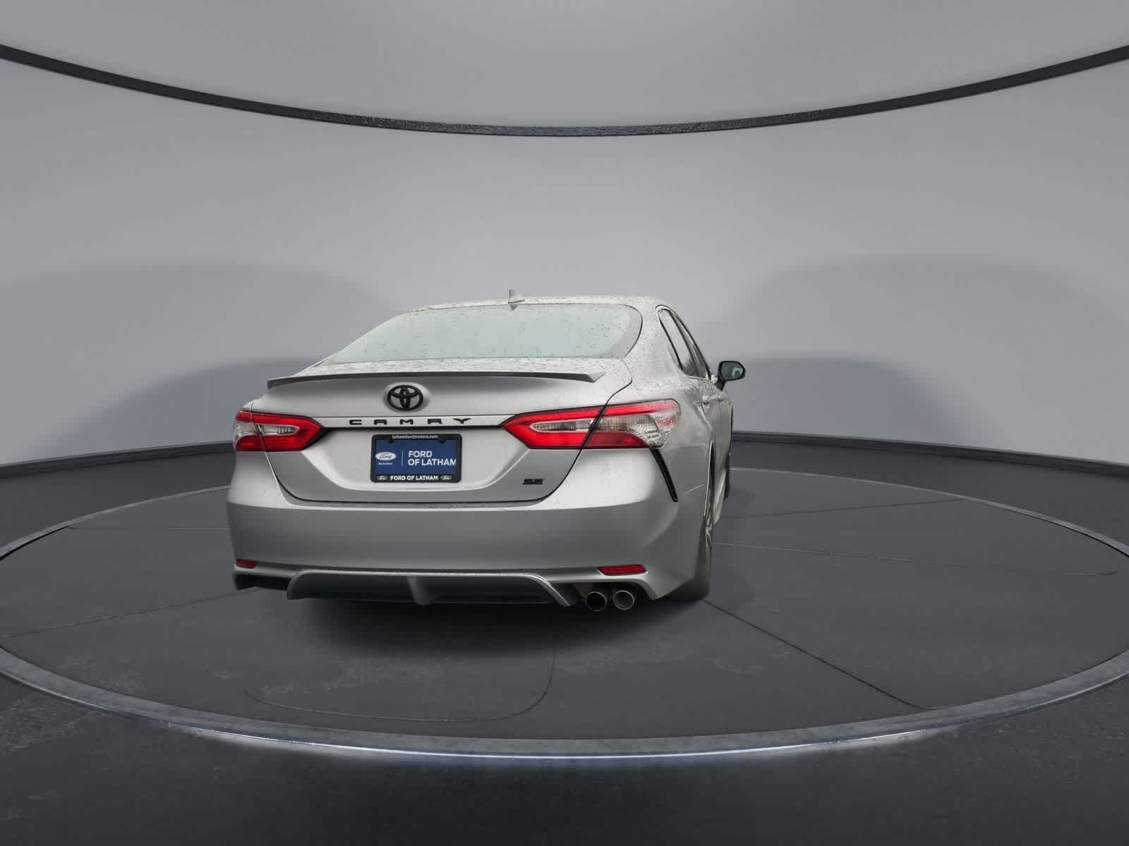 Thumbnail: 2019 Toyota Camry - 7