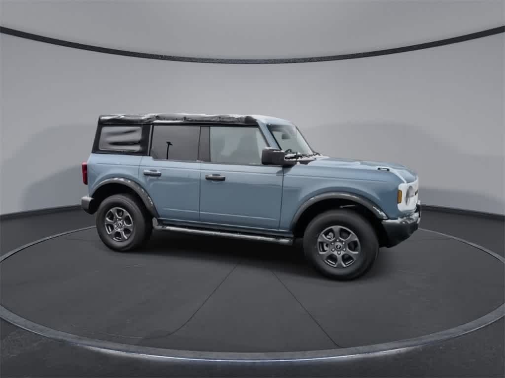 Thumbnail: 2022 Ford Bronco - 9