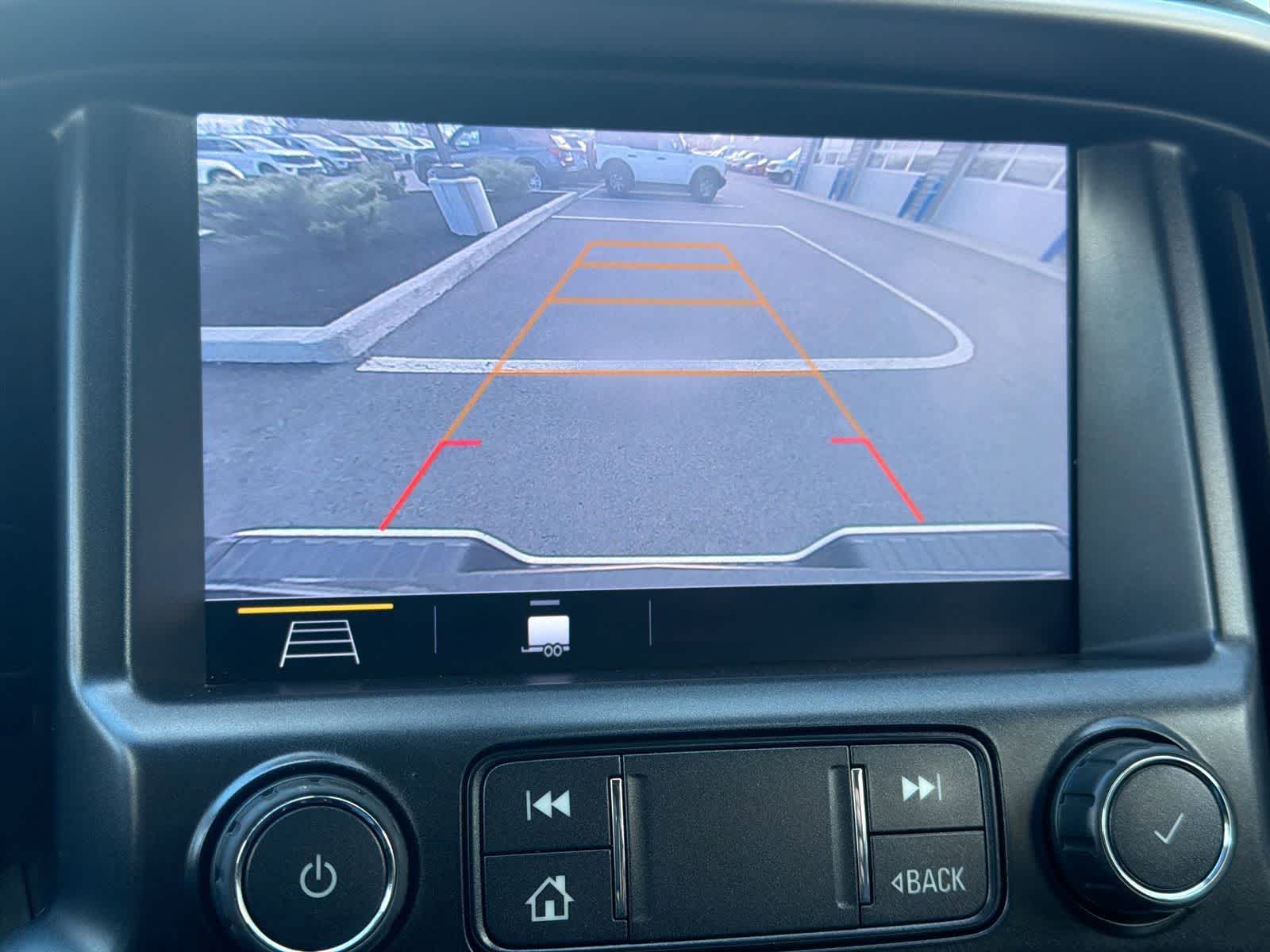 Thumbnail: 2020 Chevrolet Colorado - 29