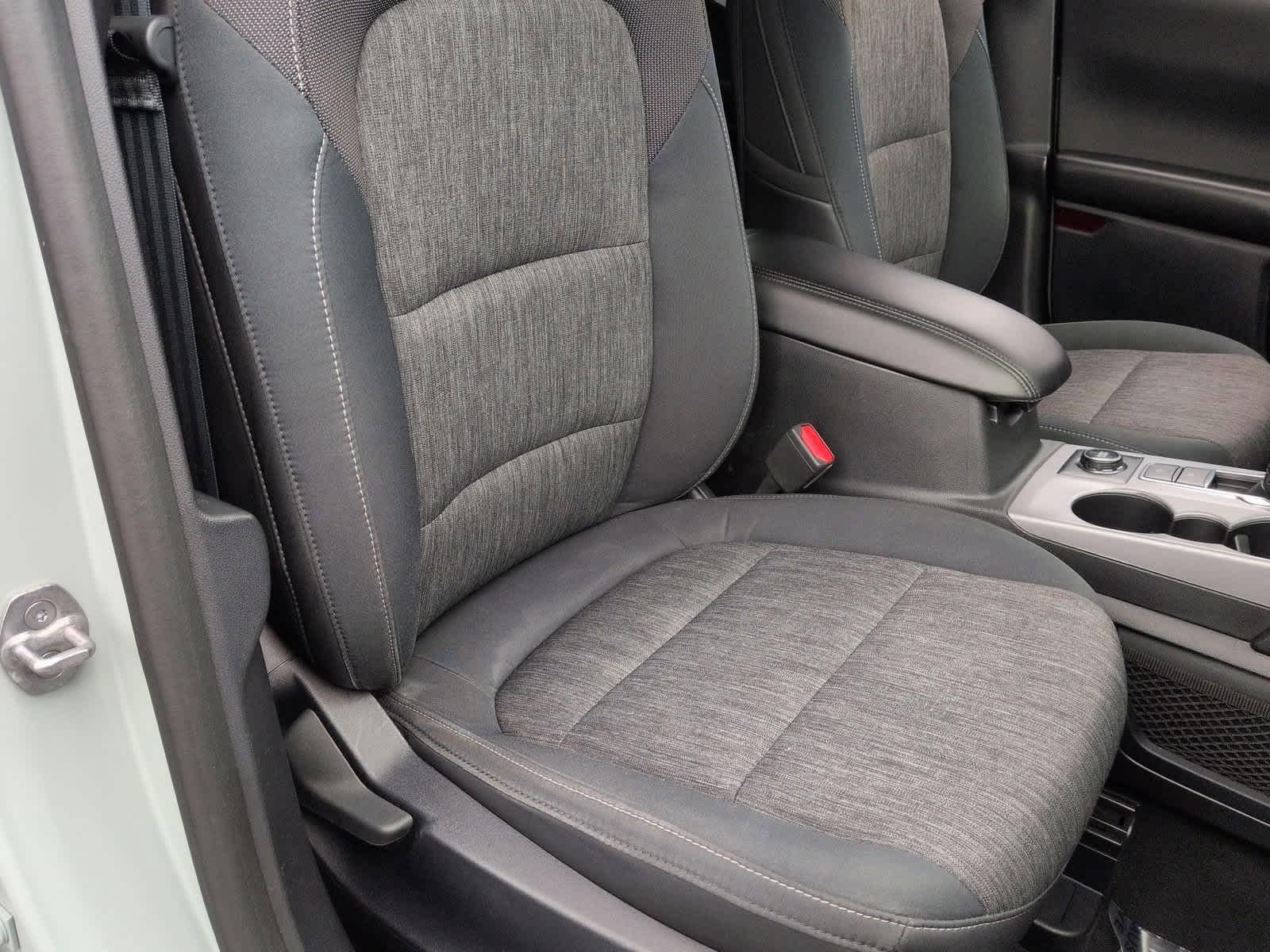 Thumbnail: 2022 Ford Bronco Sport - 22