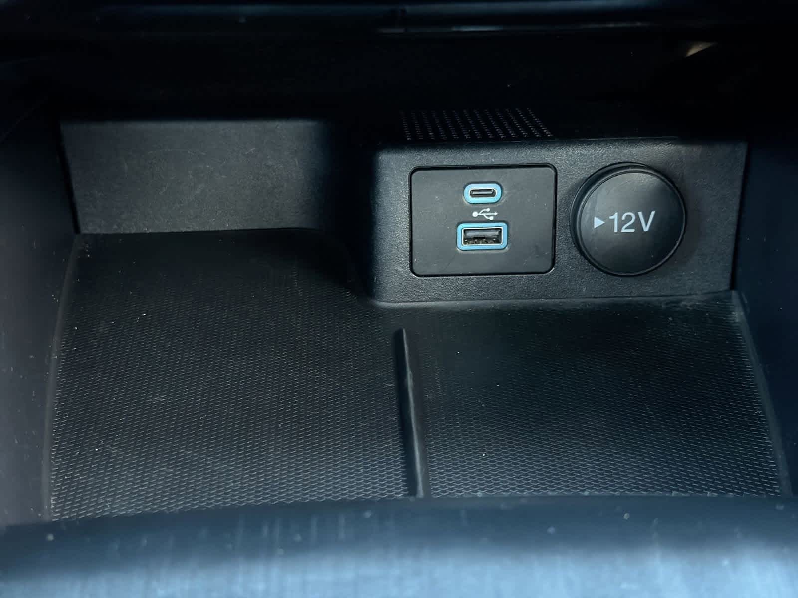 Thumbnail: 2022 Ford Escape - 34