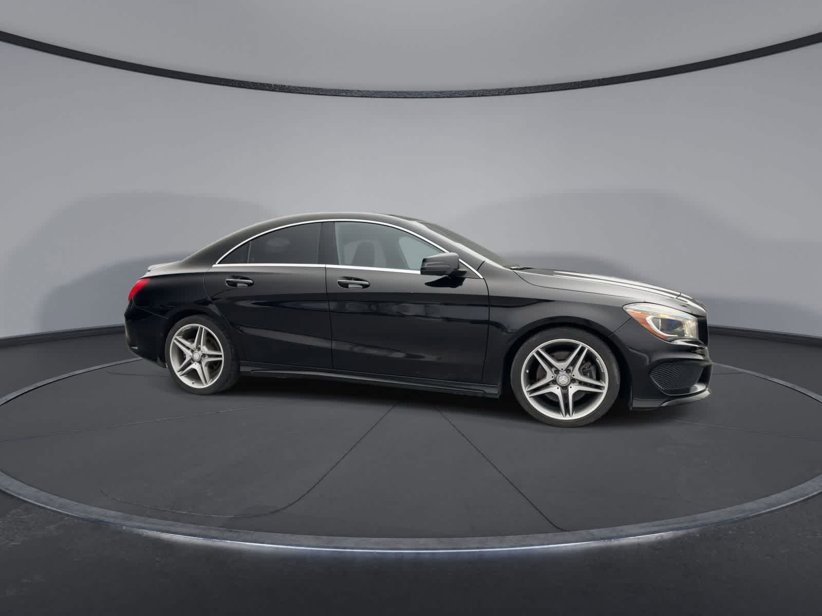 Thumbnail: 2015 Mercedes-Benz CLA - 9