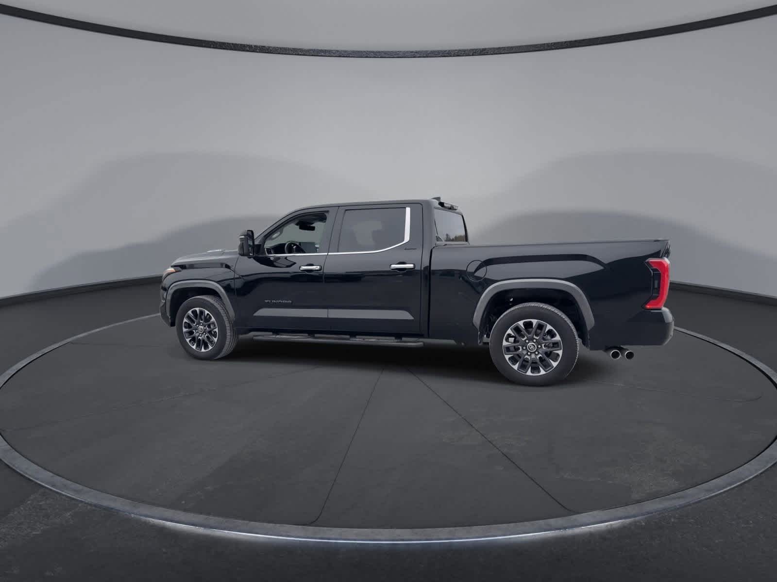 Thumbnail: 2022 Toyota Tundra - 5