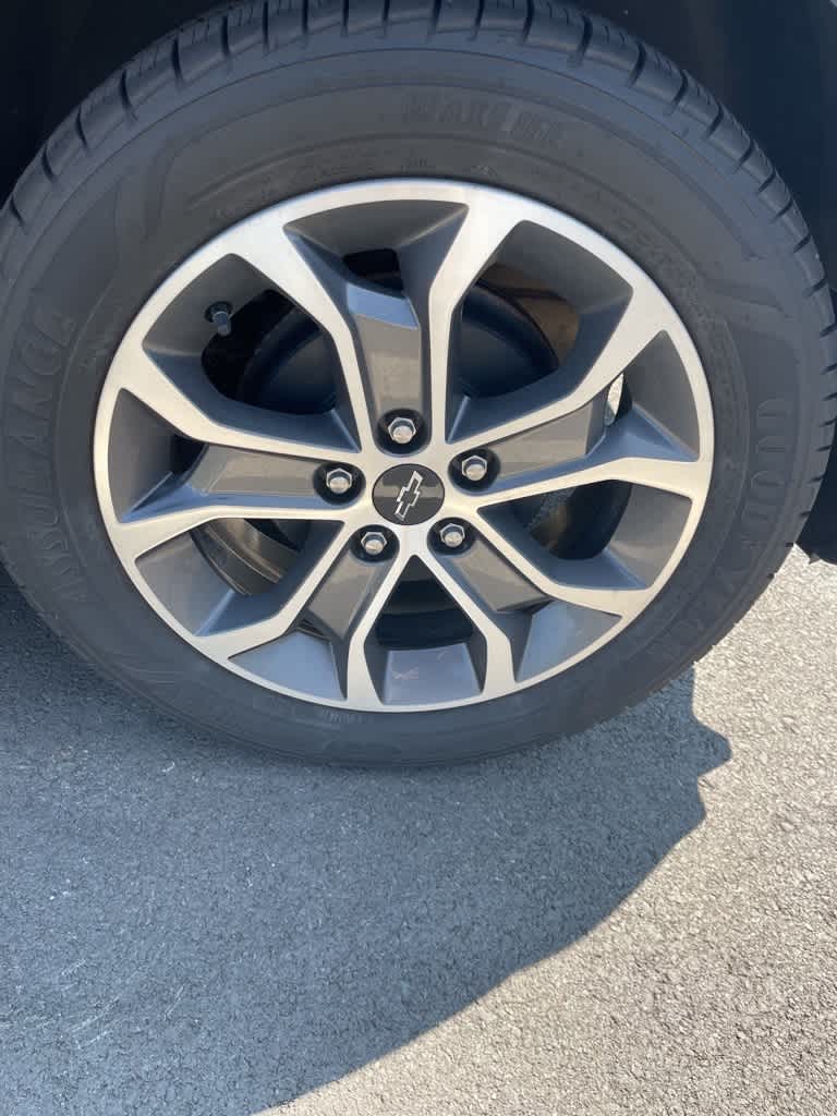 Thumbnail: 2019 Chevrolet Sonic - 6
