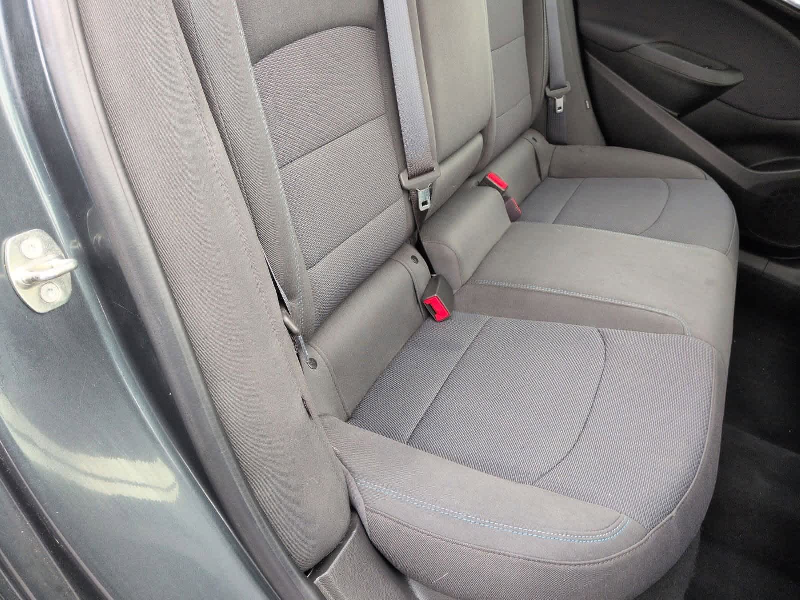 Thumbnail: 2018 Chevrolet Cruze - 21