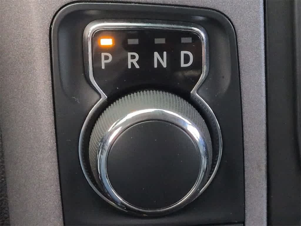 Thumbnail: 2019 RAM 1500 Classic - 32