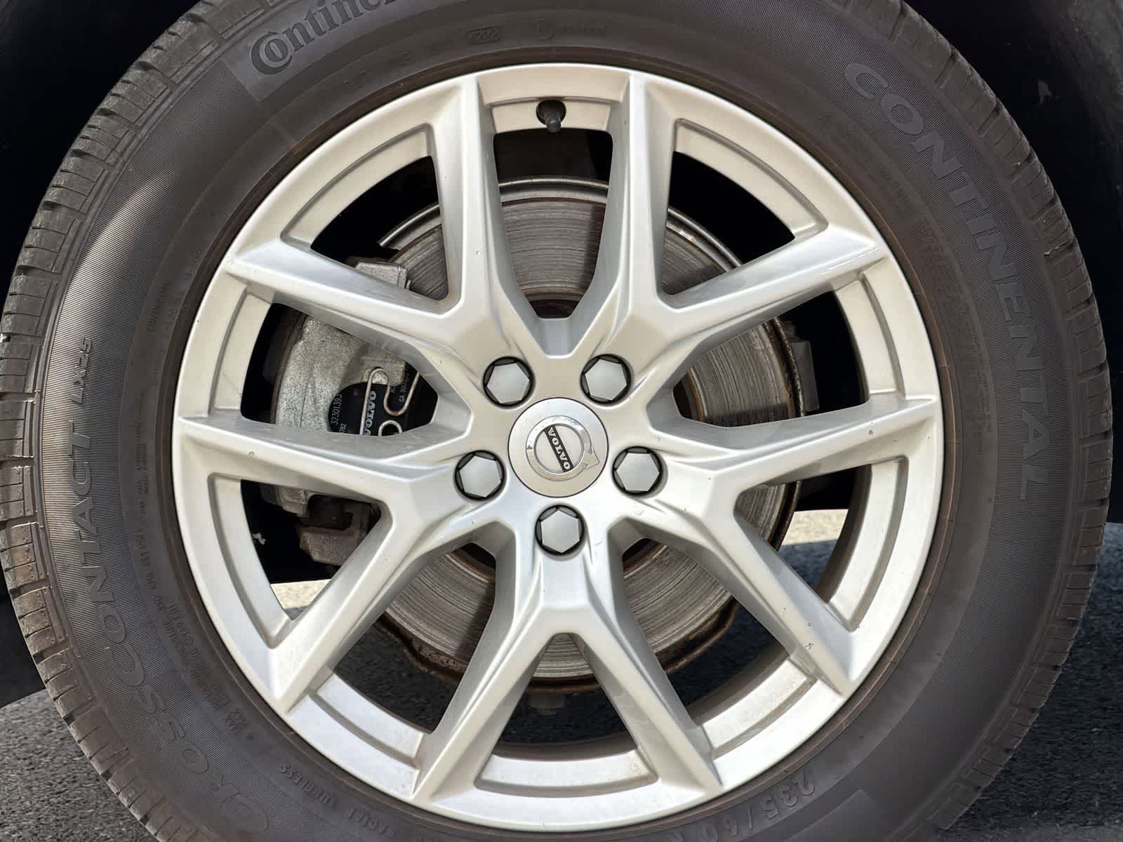 Thumbnail: 2021 Volvo XC60 - 14