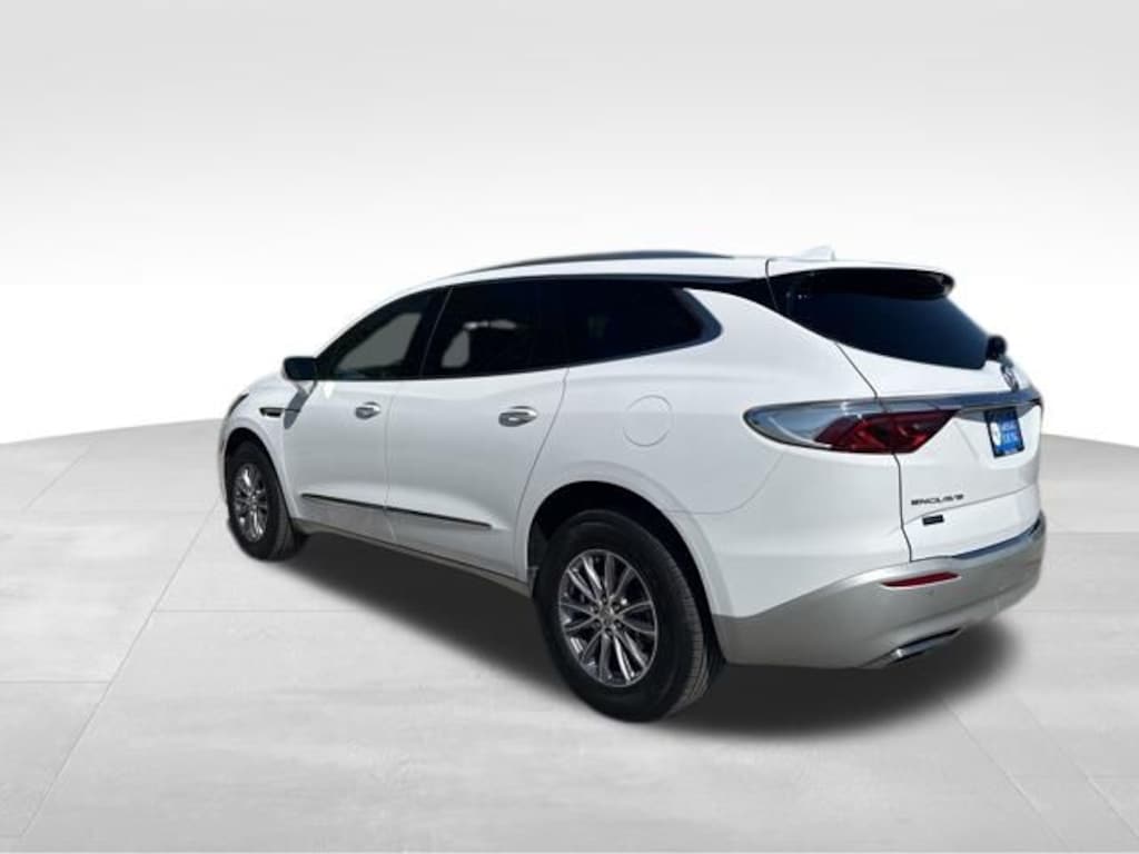 Used 2024 Buick Enclave Essence SUV