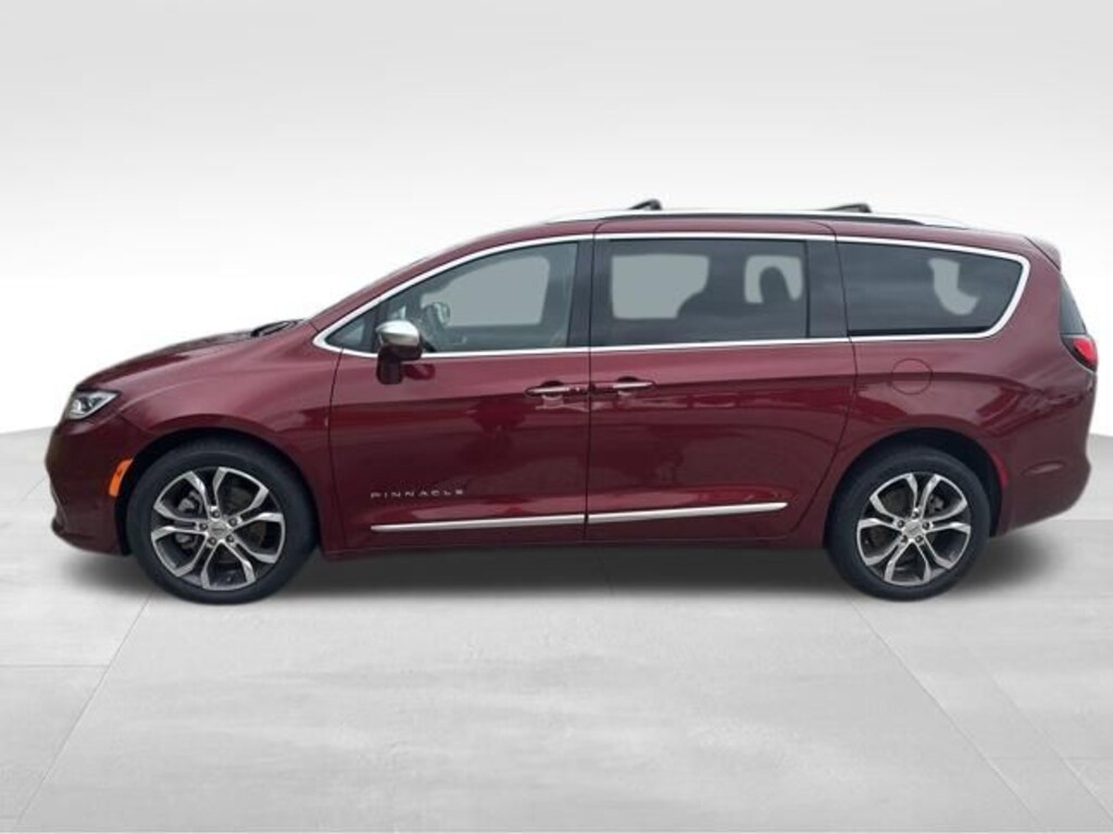 Used 2022 Chrysler Pacifica Pinnacle Van Passenger Van