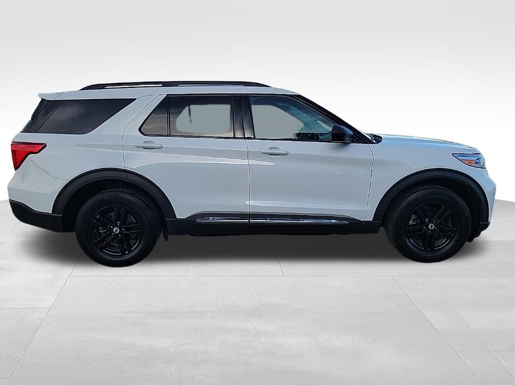 2023 Ford Explorer XLT - Photo 7