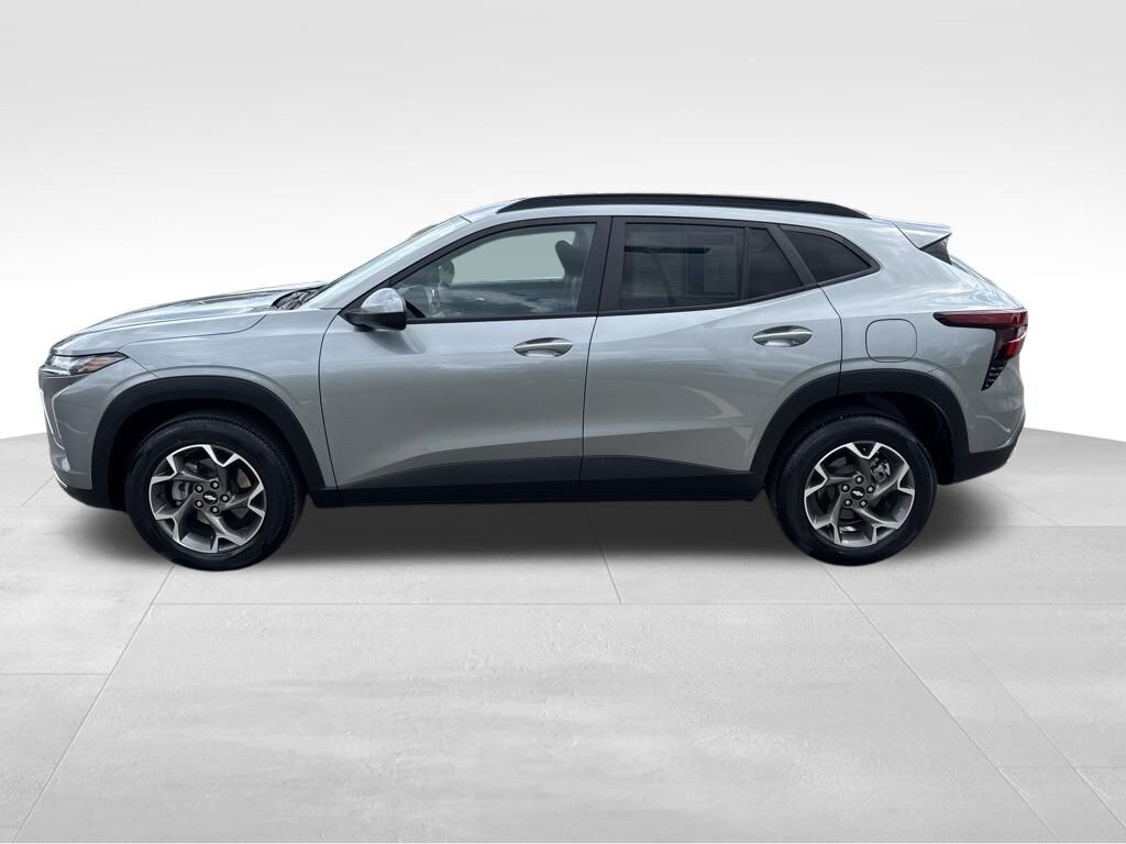 Used 2024 Chevrolet Trax LT SUV