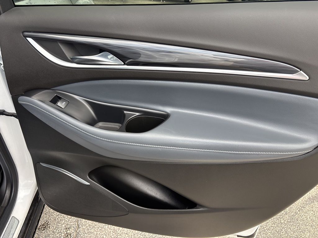 2022 Buick Enclave Essence - Photo 42