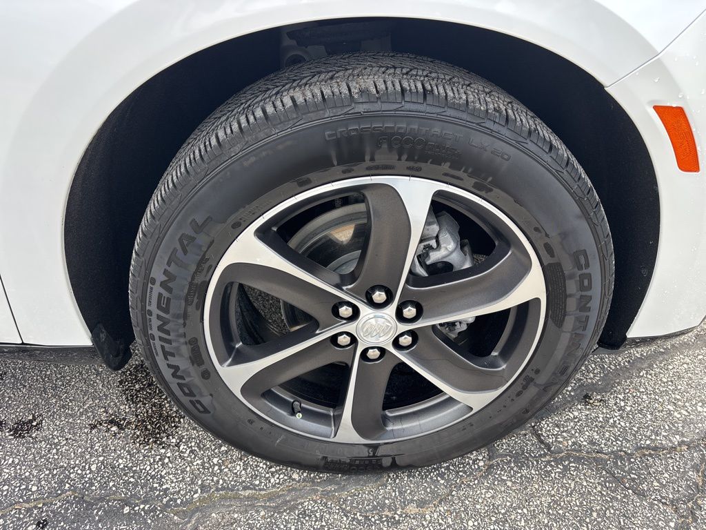 2022 Buick Enclave Essence - Photo 11