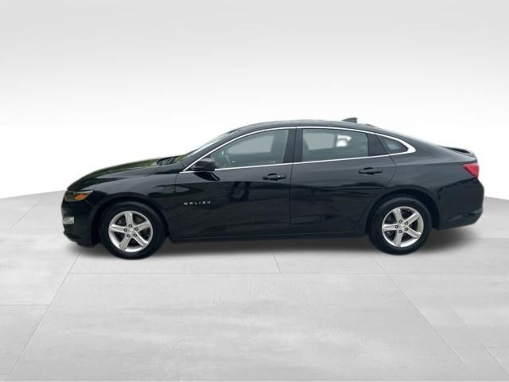 Used 2023 Chevrolet Malibu LS w/1FL Sedan