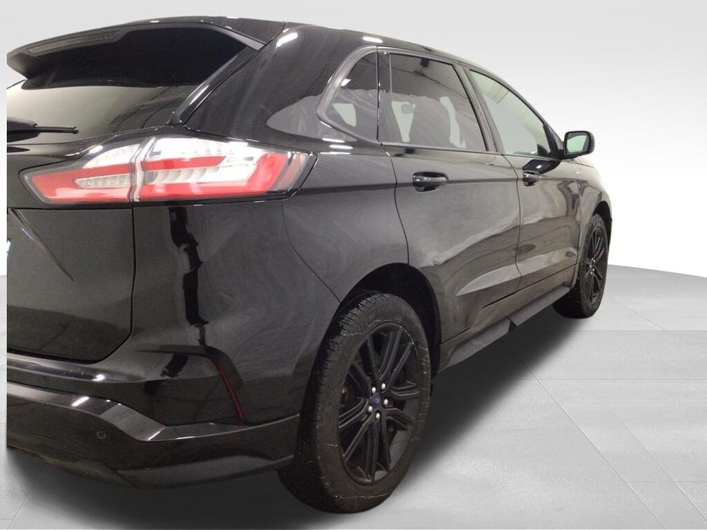 Used 2024 Ford Edge SUV