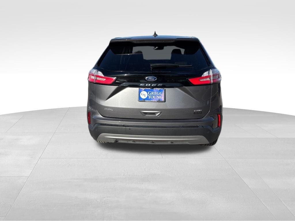 Used 2024 Ford Edge SUV