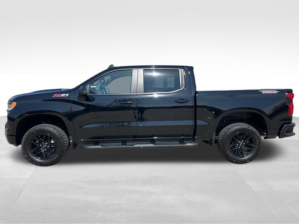 Used 2025 Chevrolet Silverado 1500 LT Trail Boss Truck Crew Cab