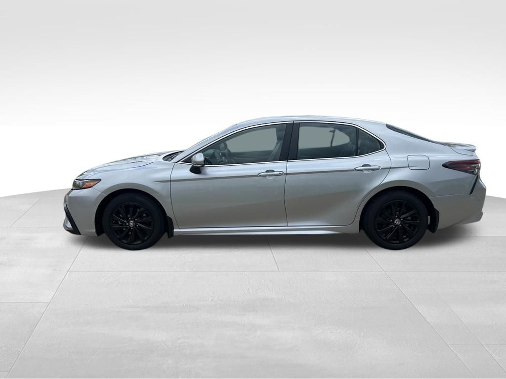 Used 2024 Toyota Camry SE Sedan