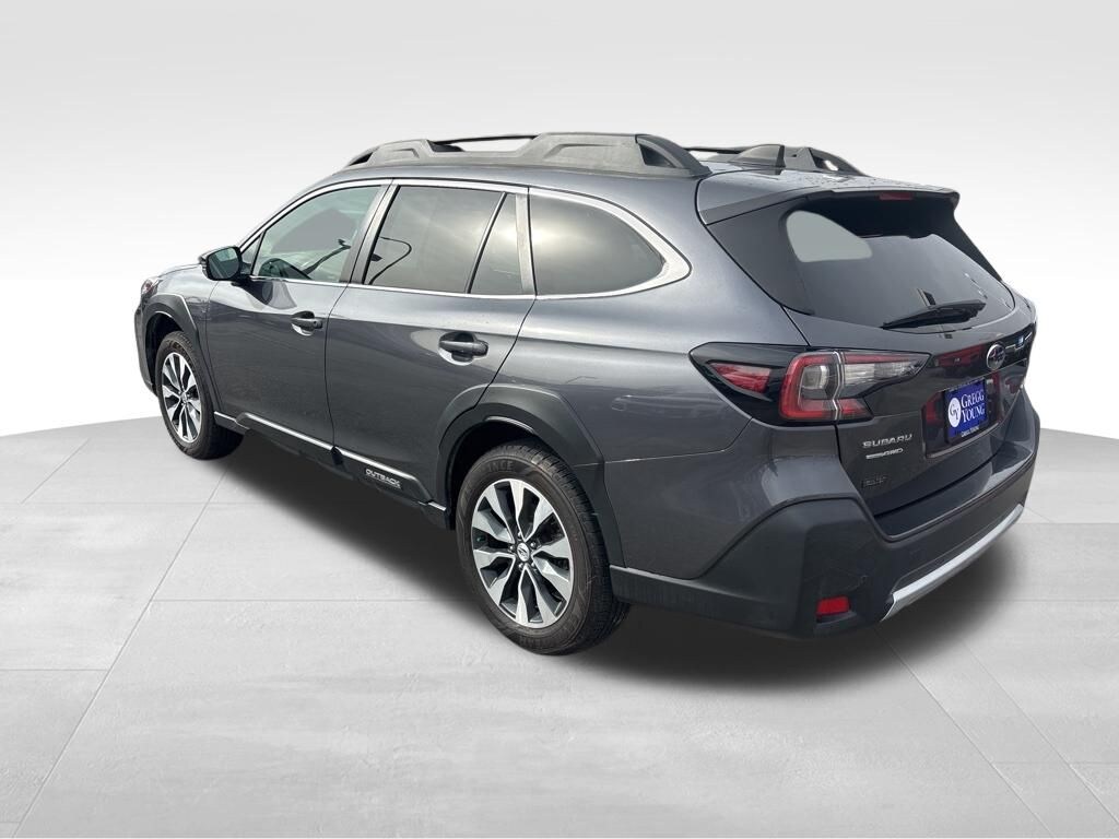 Used 2023 Subaru Outback Limited SUV