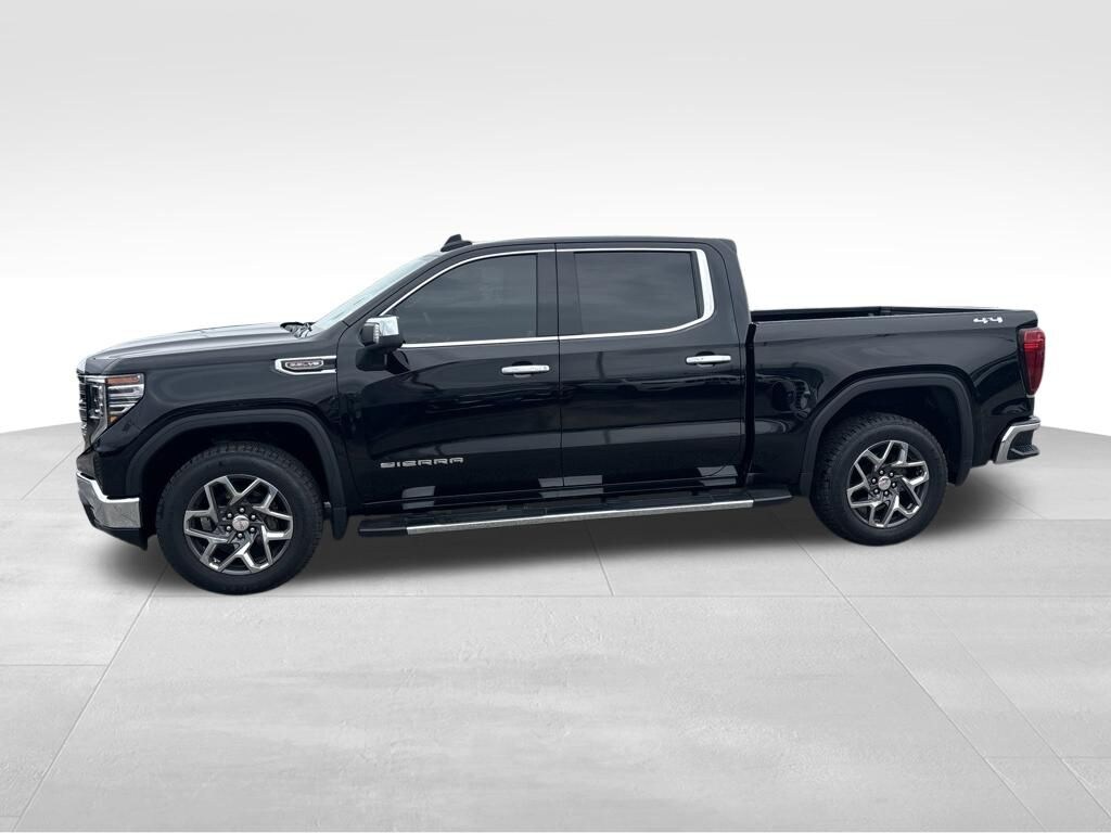 Used 2022 GMC Sierra 1500 SLT Truck Crew Cab
