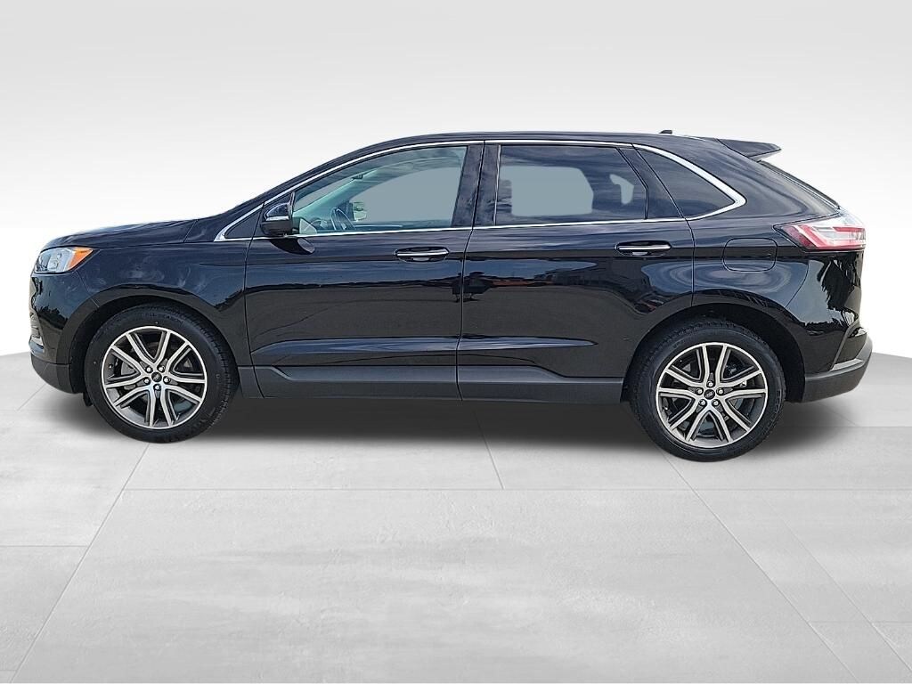 Used 2021 Ford Edge Titanium SUV
