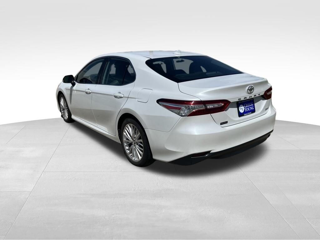 Used 2019 Toyota Camry XLE Sedan