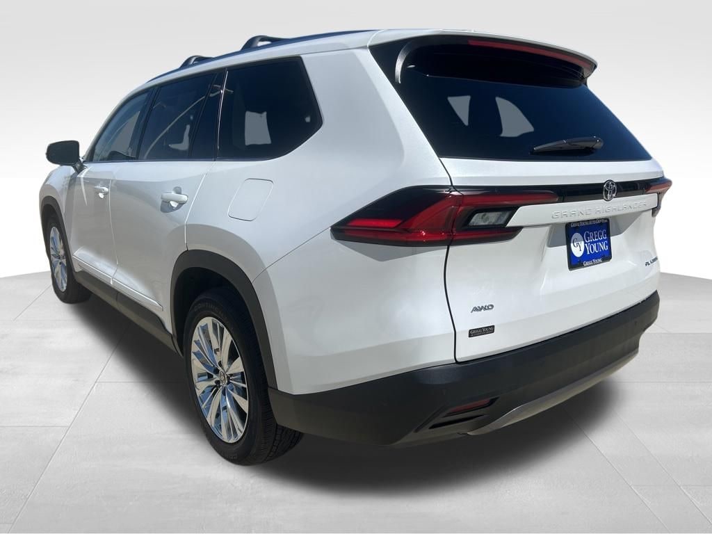 Used 2025 Toyota Grand Highlander Platinum SUV