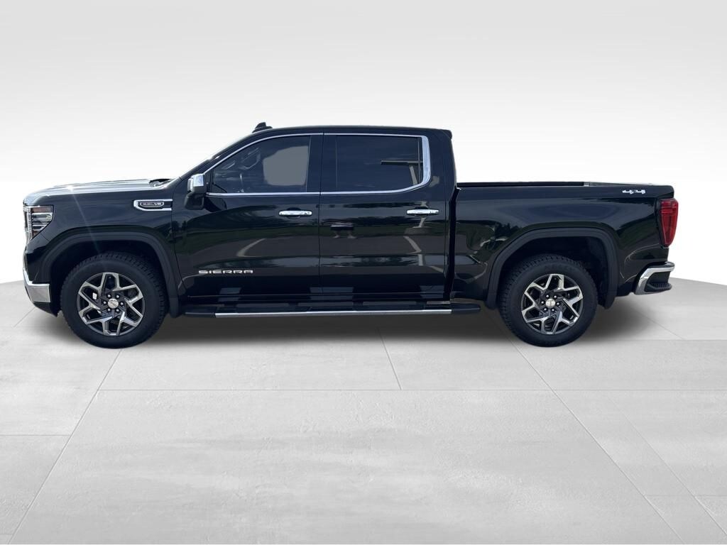 Used 2022 GMC Sierra 1500 SLT Truck Crew Cab