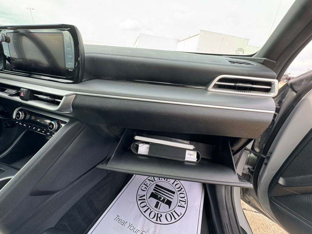 2022 Kia K5 60