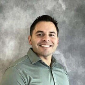 Staff member Daniel Ahumada from ID_300704