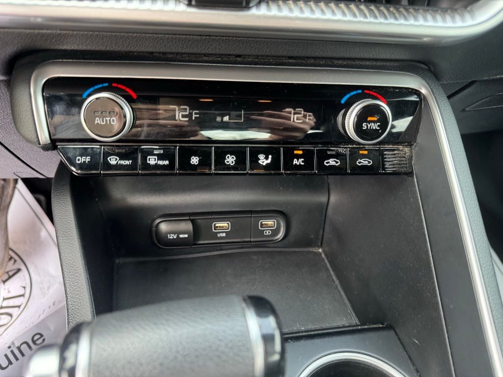 2022 Kia K5 27
