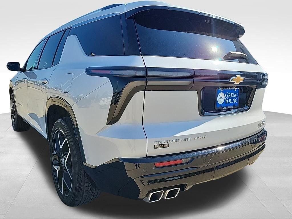 Used 2025 Chevrolet Traverse High Country SUV