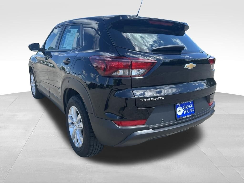 Used 2021 Chevrolet Trailblazer LS SUV