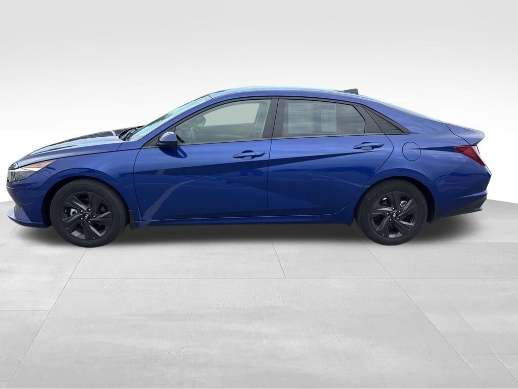 Used 2023 Hyundai Elantra SEL Sedan