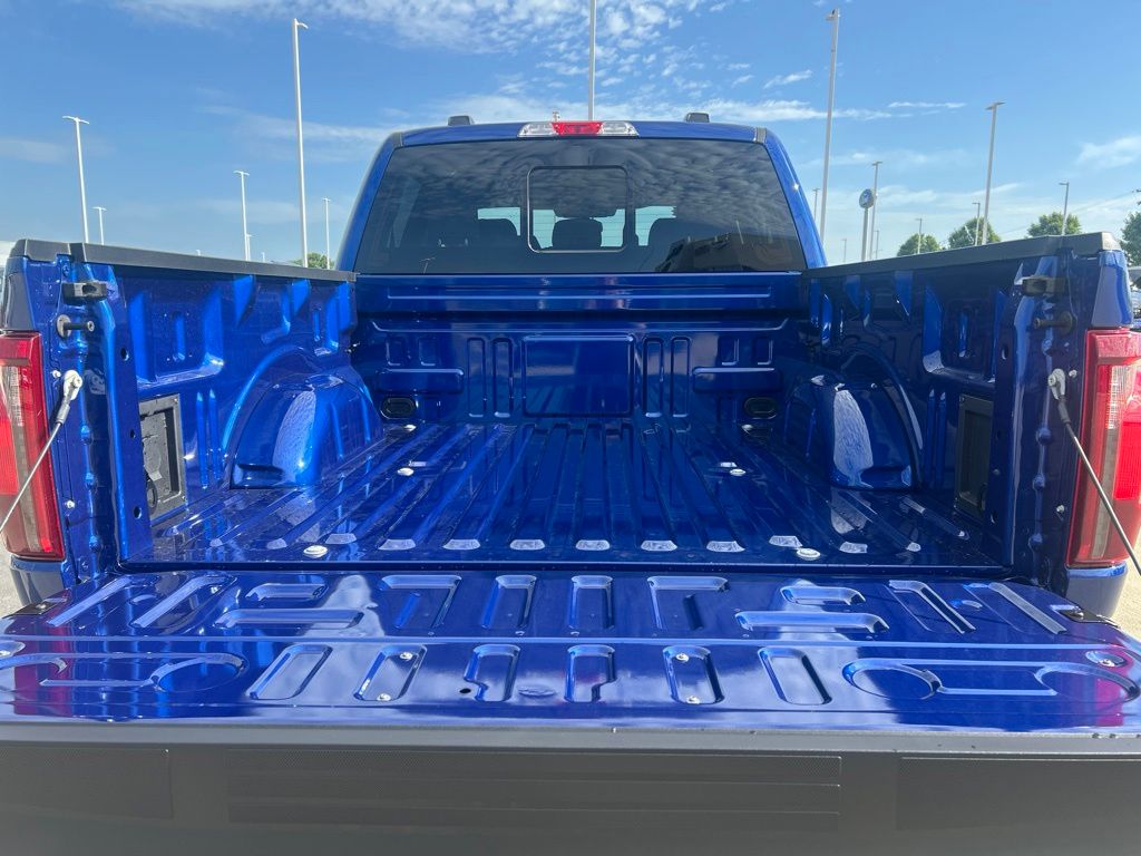 2026 Ford F-150 XLT - Photo 18