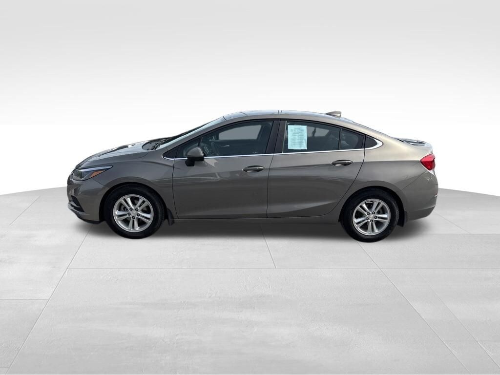 Used 2018 Chevrolet Cruze LT Auto Sedan