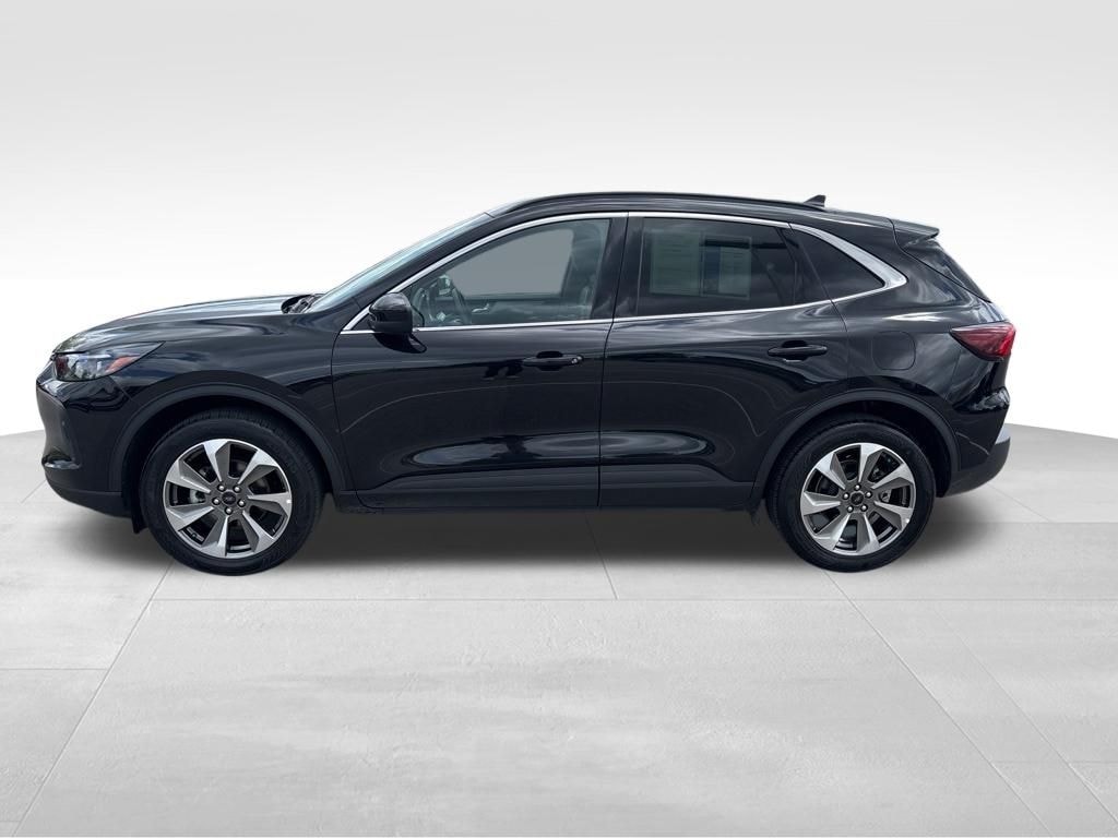 Used 2025 Ford Escape Platinum SUV
