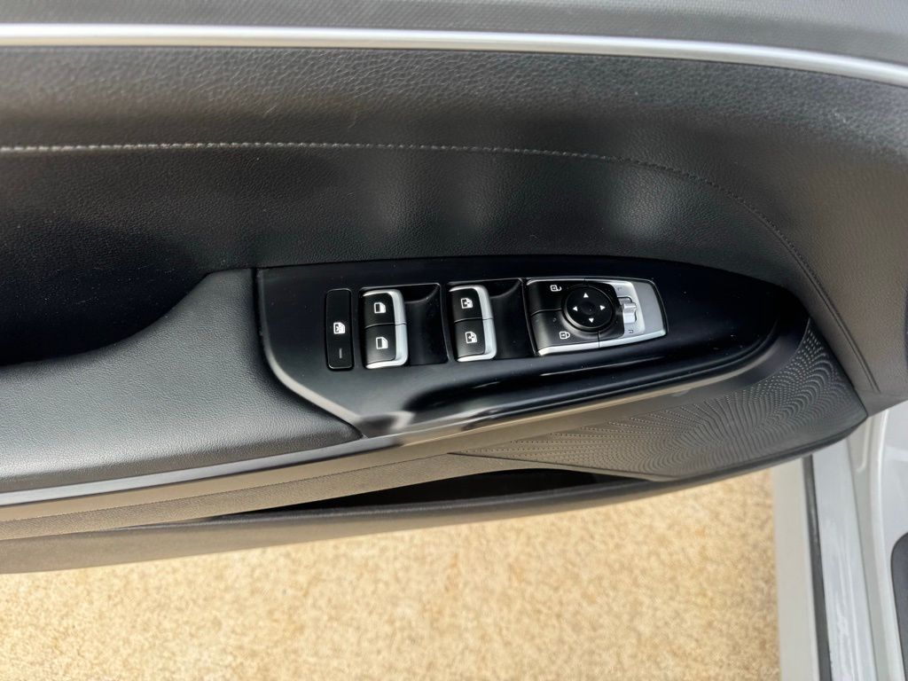 2022 Kia K5 17