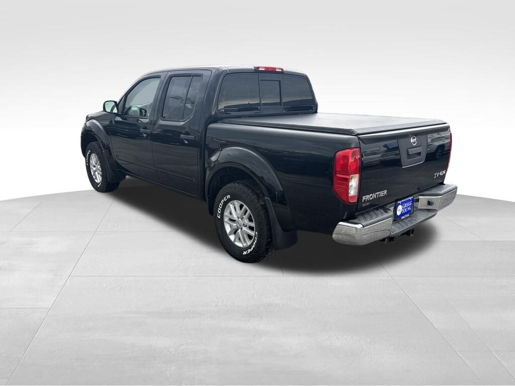 Used 2018 Nissan Frontier SV Truck Crew Cab