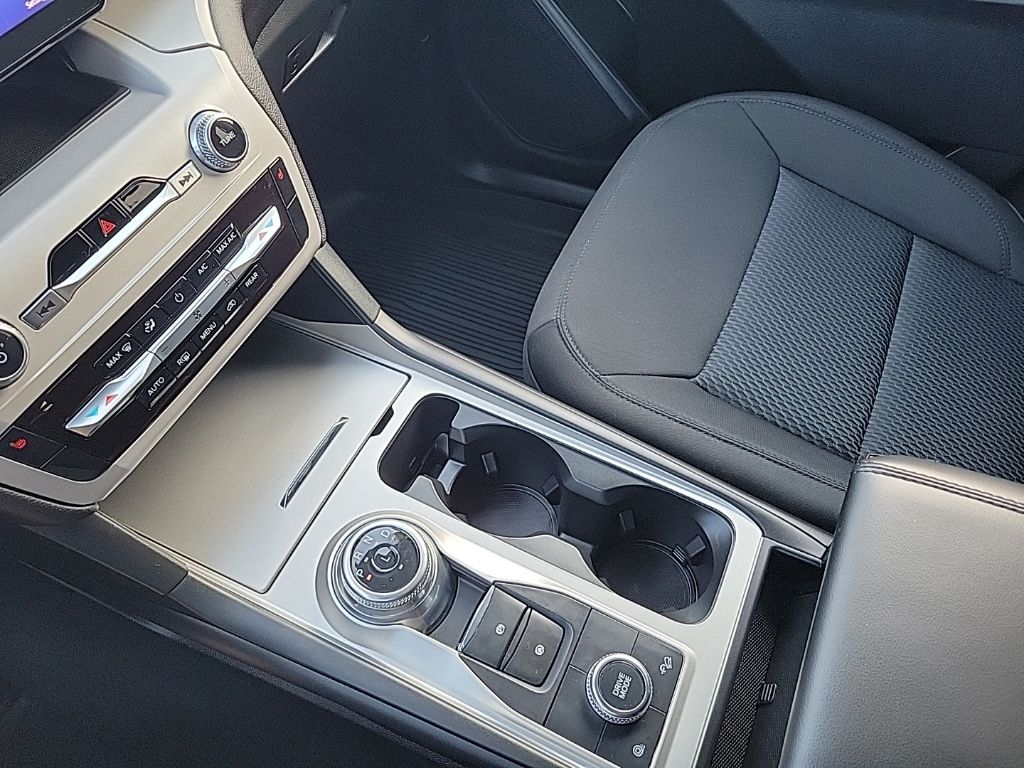 2023 Ford Explorer XLT - Photo 29