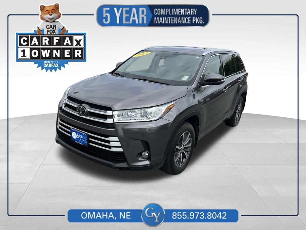 Used 2017 Toyota Highlander XLE V6 SUV