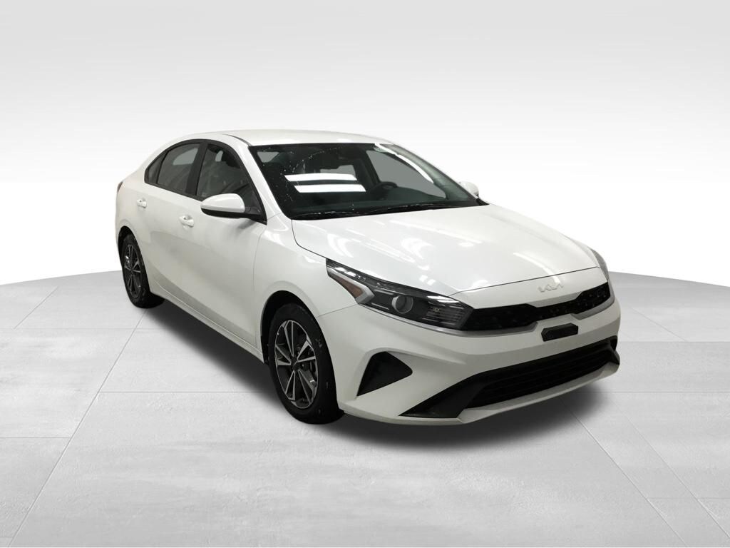 Used 2024 Kia Forte LXS Sedan