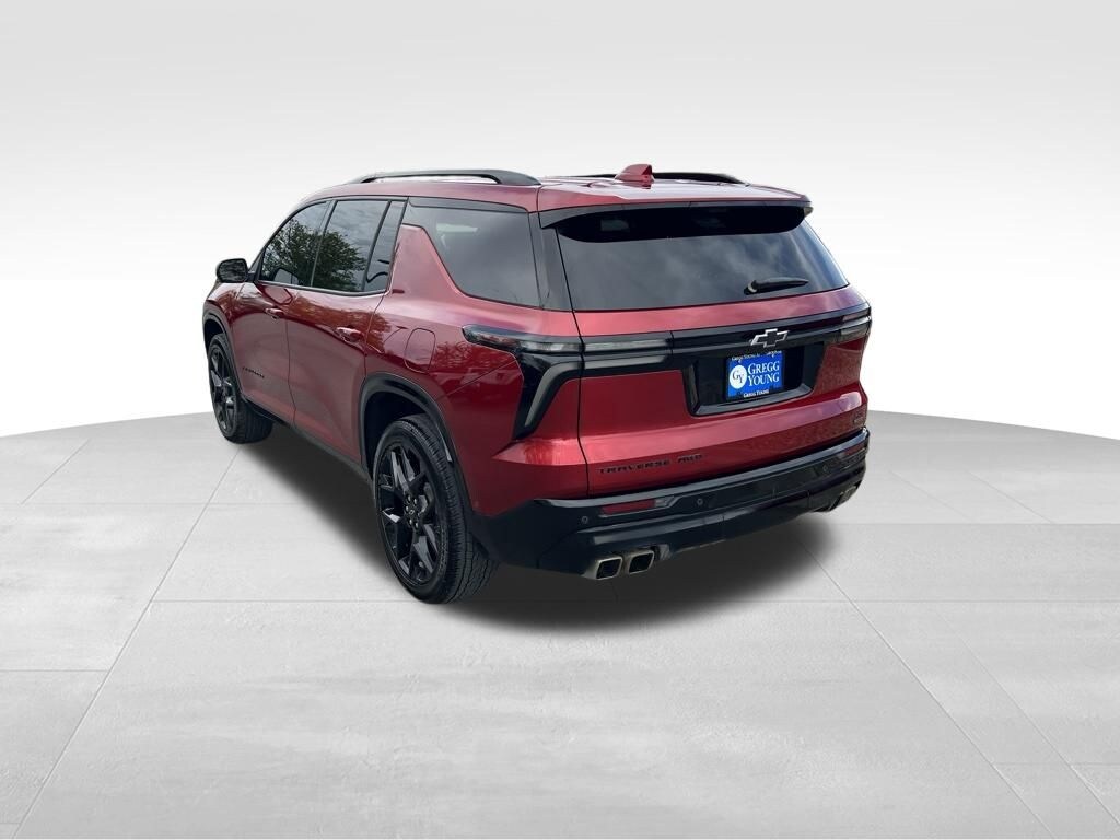 Used 2025 Chevrolet Traverse RS SUV