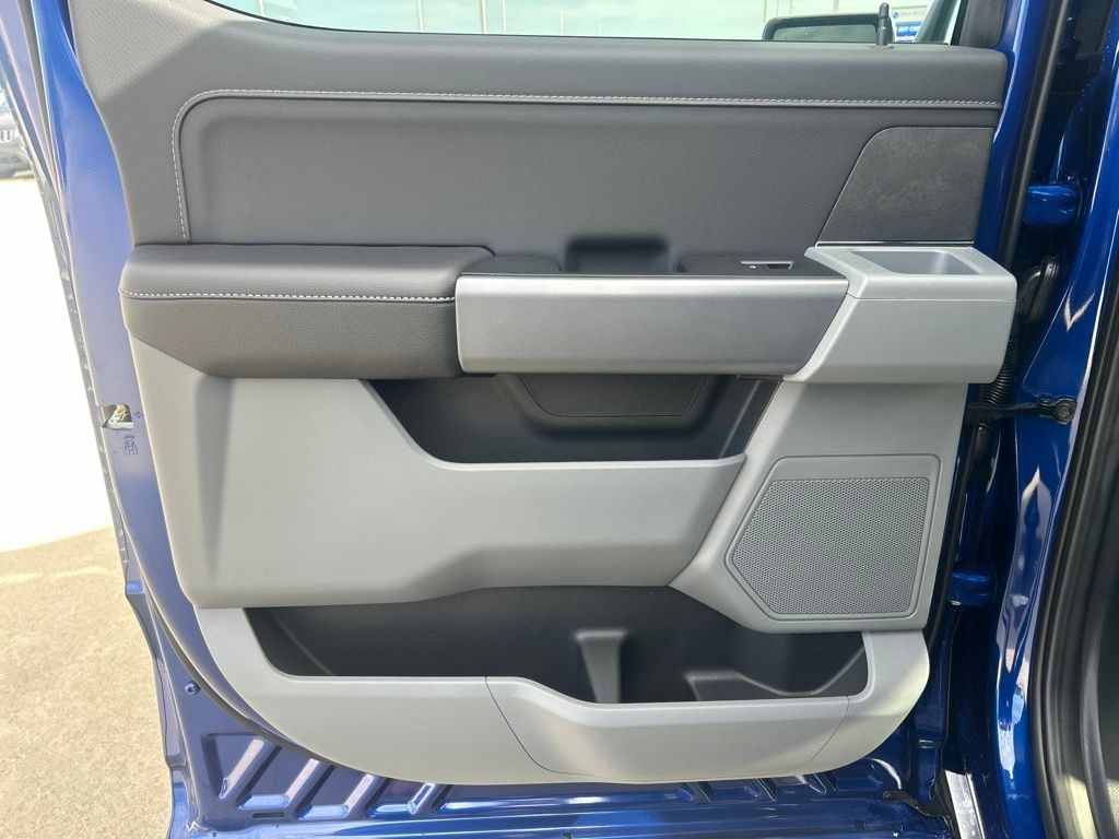 2026 Ford F-150 XLT - Photo 11