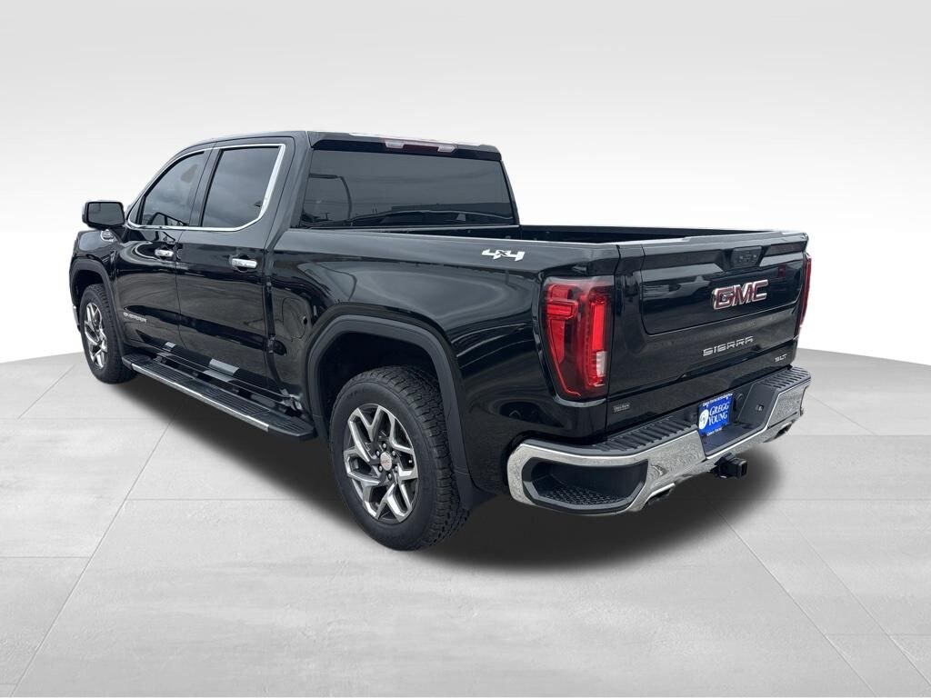 Used 2022 GMC Sierra 1500 SLT Truck Crew Cab